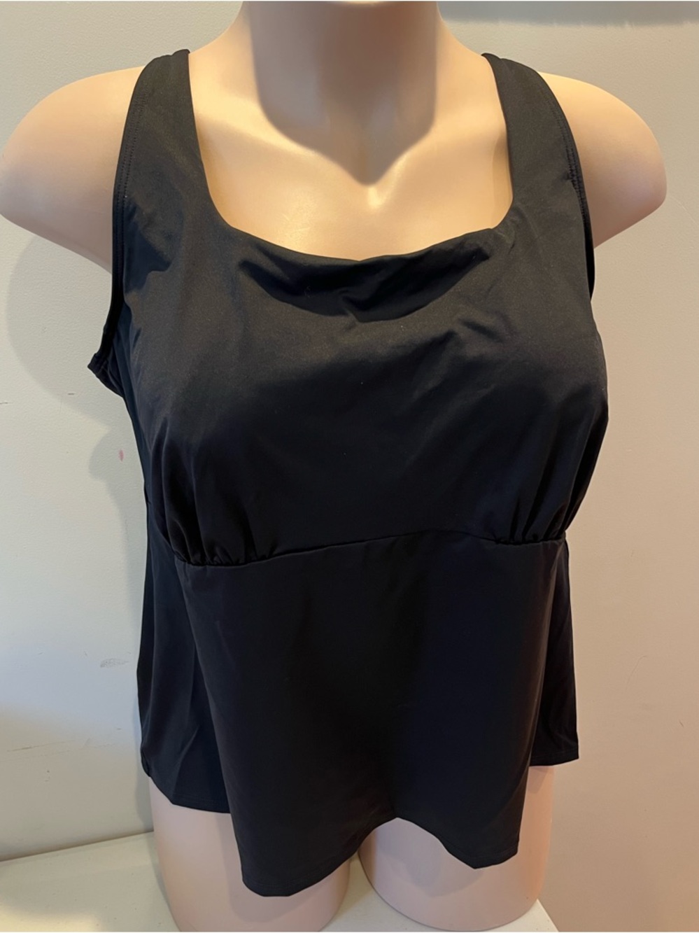 Lands' End Women’s High Neck Tankini Bathing Suit Swimsuit Black Top 22W